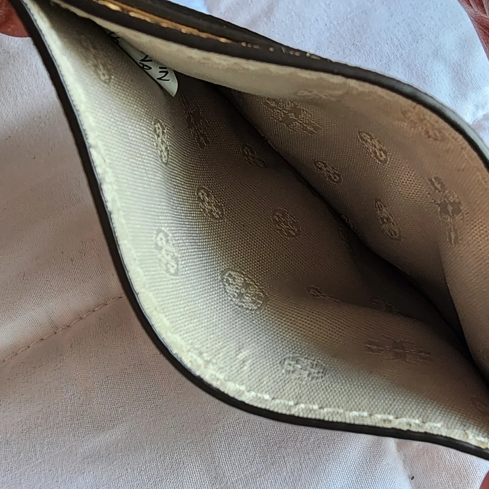 Tory Burch Card Case - Picture 4 of 4